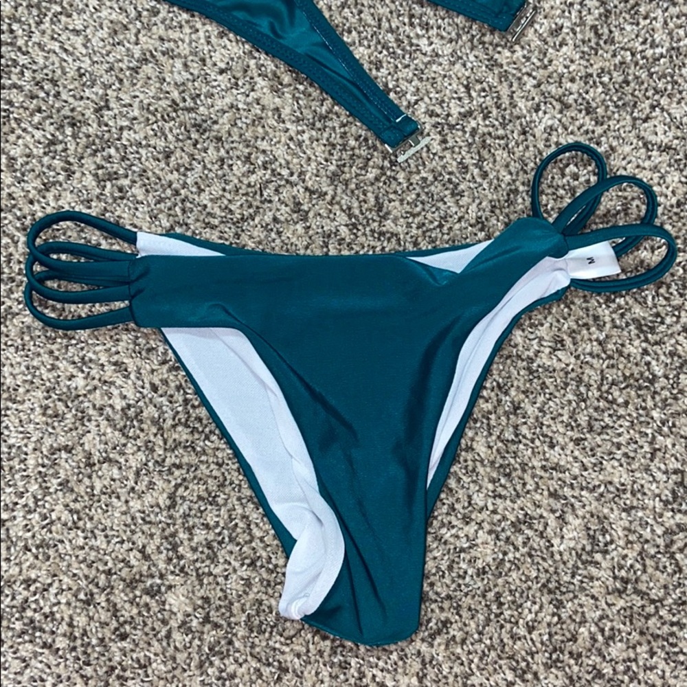 Bikini set - Picture 5 of 7